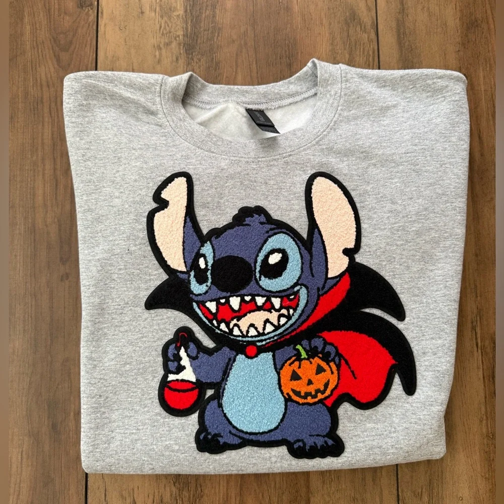 Spooky sweater - Picture 2 of 2
